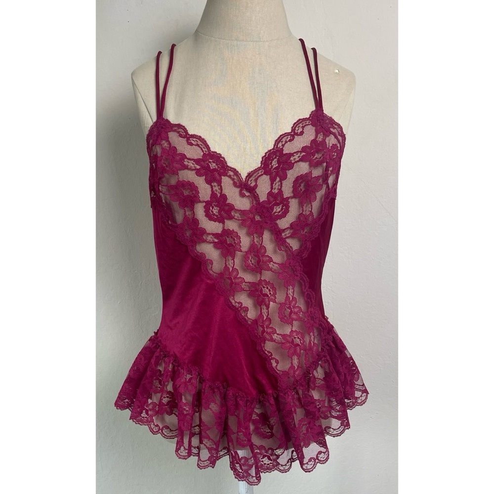 Vintage Val Mode Red Lace Tank Top
